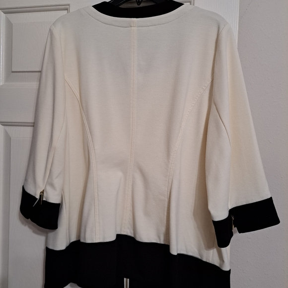 Catherine's 0X cream w/black trim - Picture 2 of 5